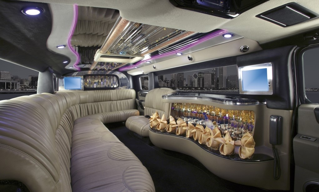 Hummer limo